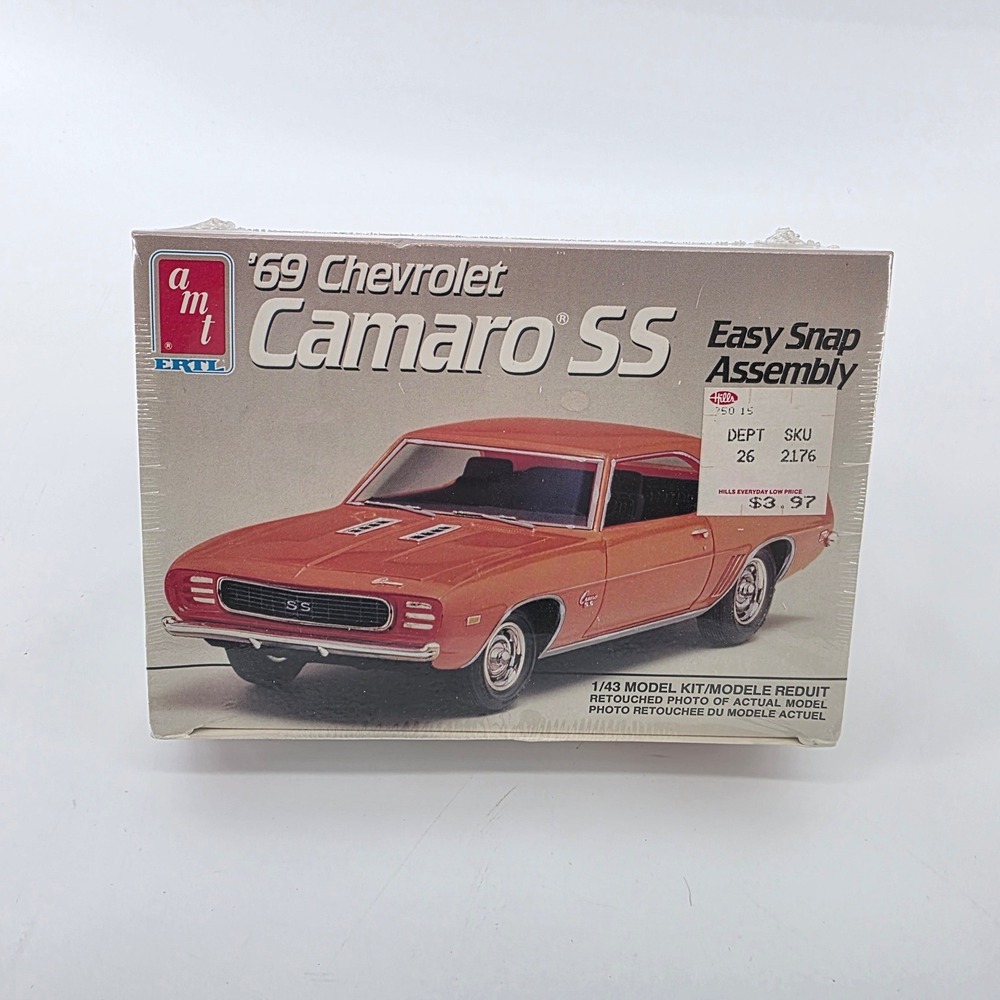 AMT Ertl 1969 Chevrolet Camaro SS 1/43 Scale Model Kit Easy Snap Assembly 6905